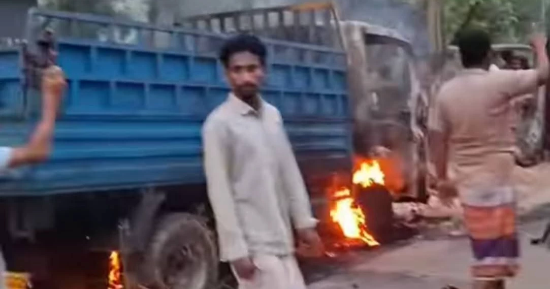 fire at pickup_gazipur mob