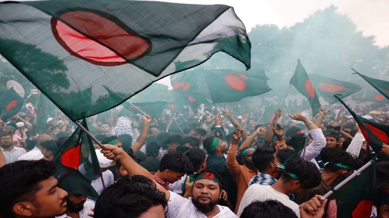 ভয়, হিংসা ও ঘৃণার জালে বন্দী বাংলাদেশ