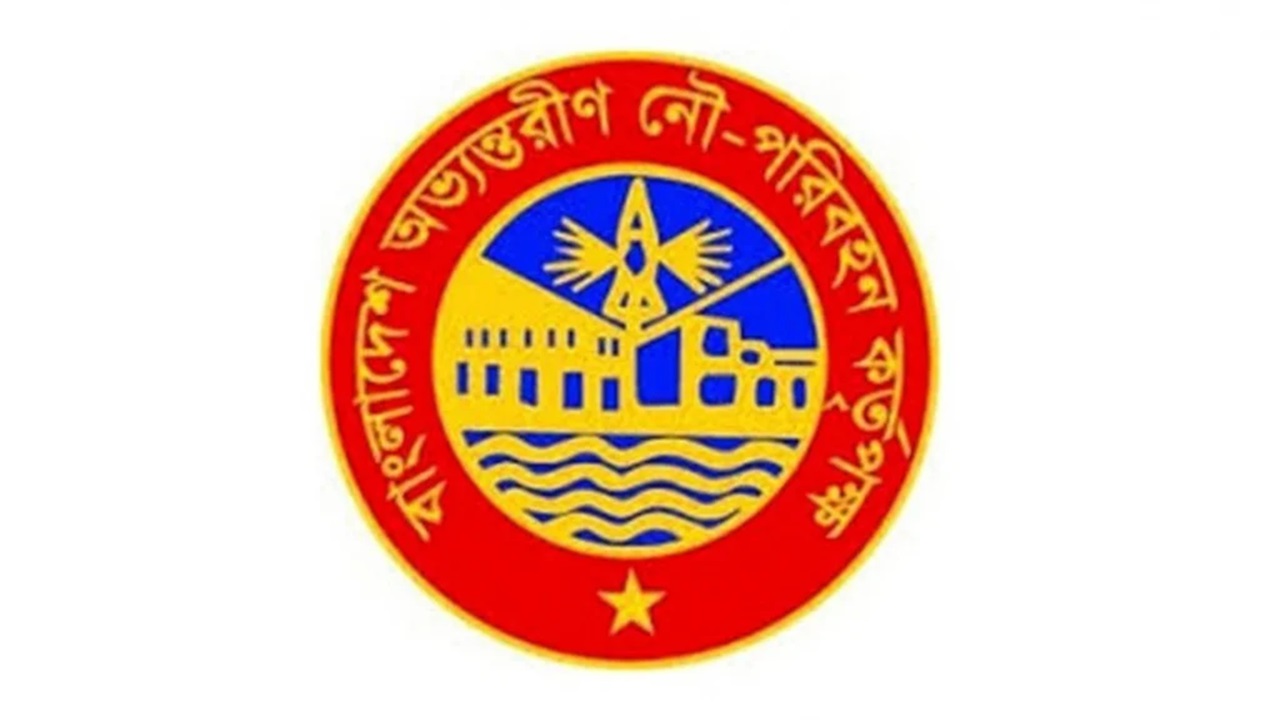 চাঁদপুর ও বরিশাল রুটে লঞ্চ চলাচল বন্ধ: বিআইডব্লিউটিএ