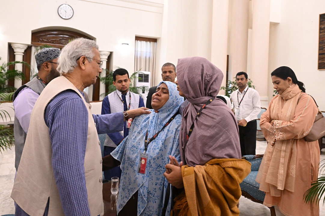 প্রয়োজন হলে হাদিকে বিদেশে পাঠানো হবে: প্রধান উপদেষ্টা