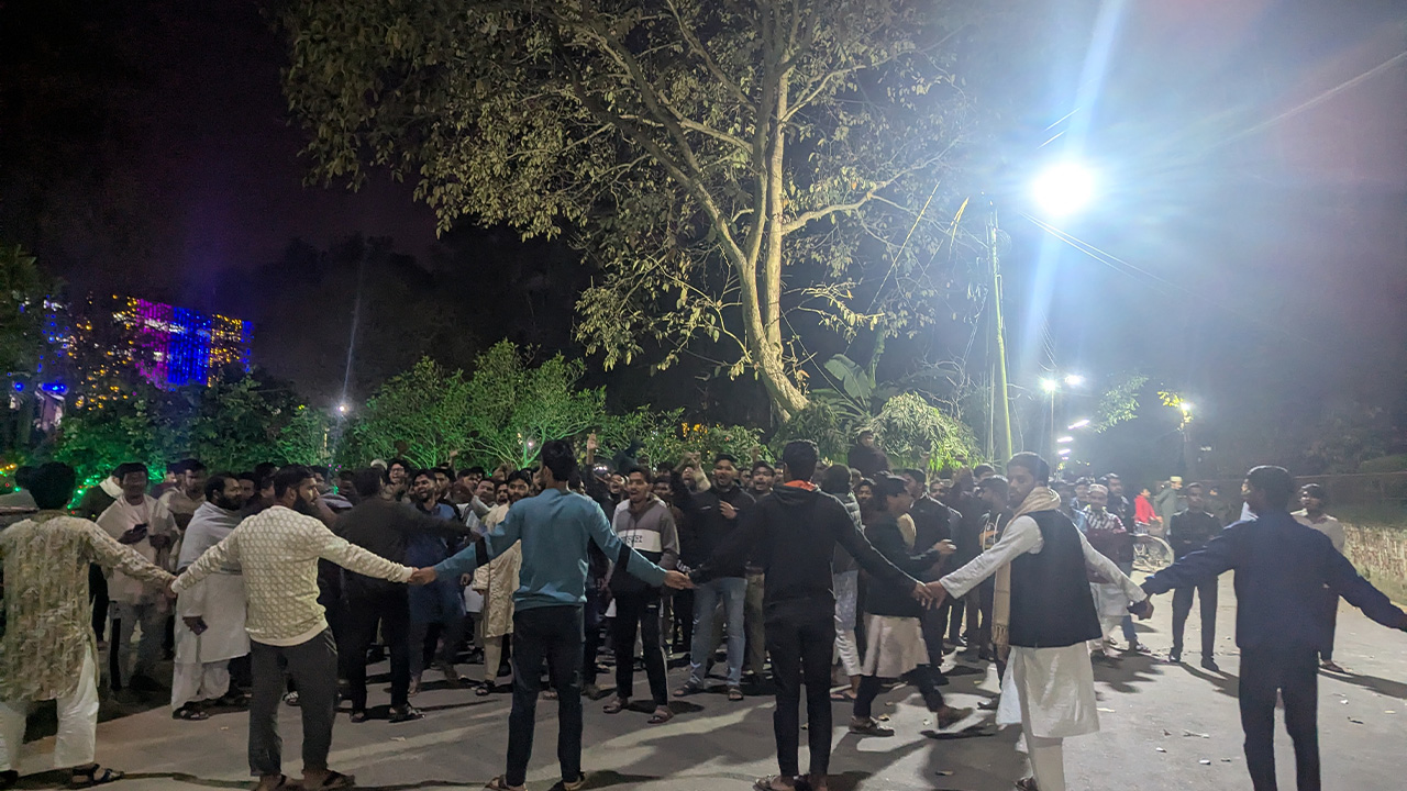 চবিতে মুখোমুখি ছাত্রশিবির-ছাত্রদল, পাল্টাপাল্টি স্লোগান