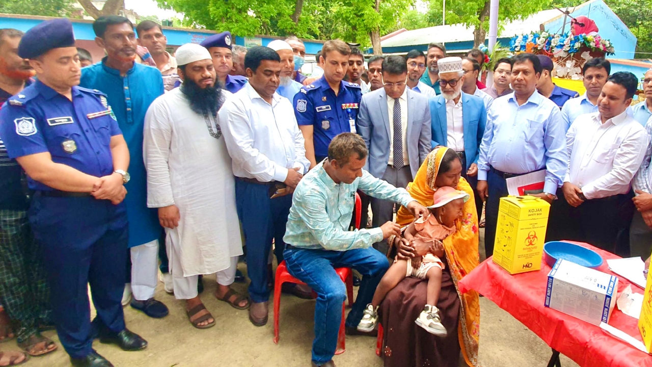 উচ্চঝুঁকির ৩০ উপজেলায় হামের টিকাদান শুরু, যারা পাবে