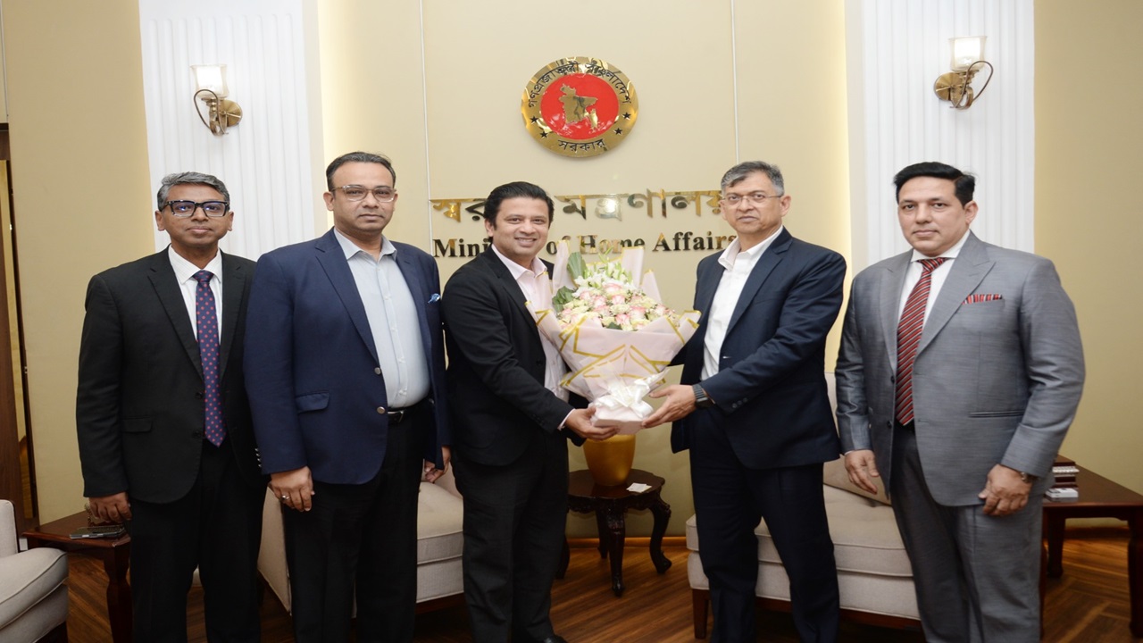দ্রব্যমূল্য যেন কৃত্রিমভাবে বাড়ানো না হয়: স্বরাষ্ট্রমন্ত্রী