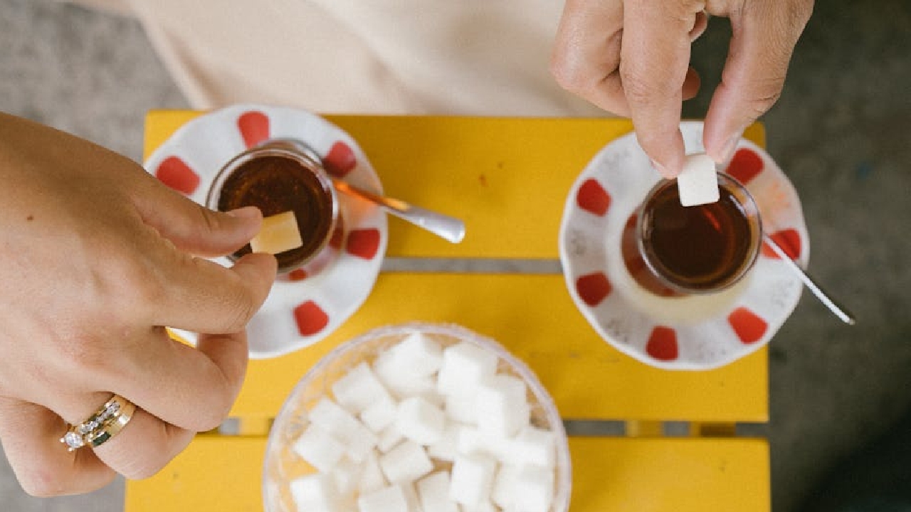 Sugar (2)