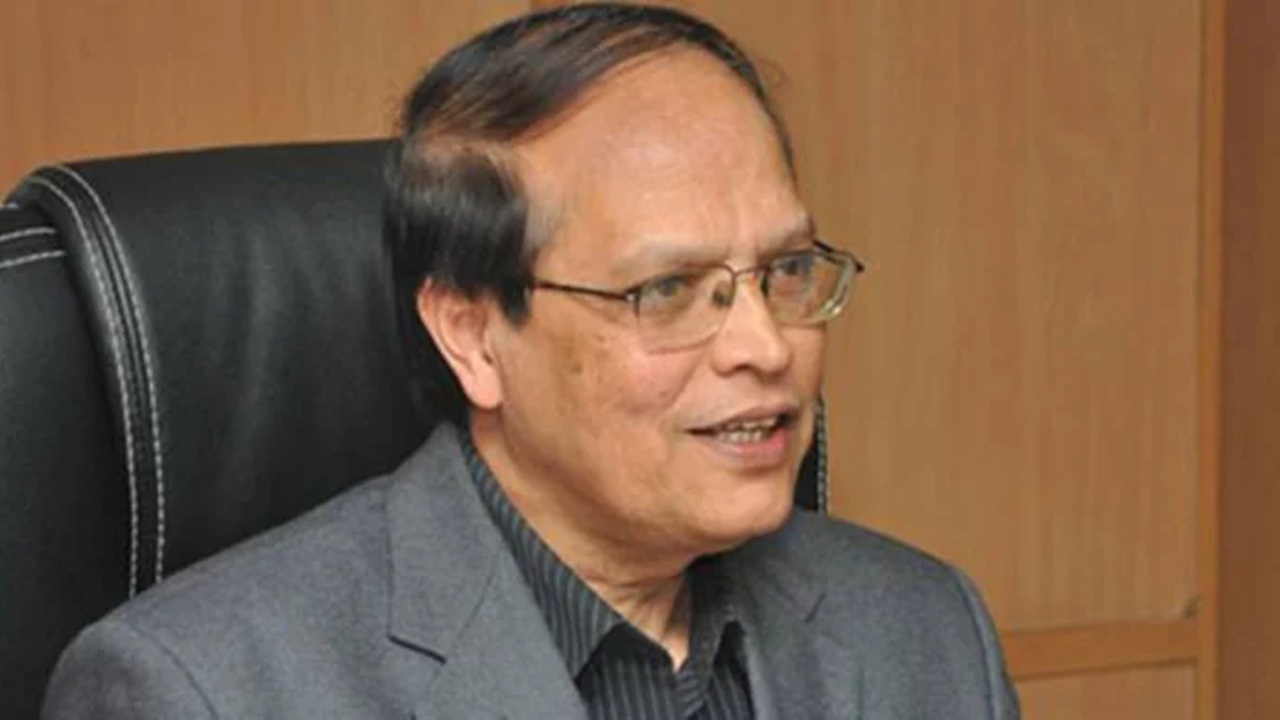 বাংলাদেশ ব্যাংকের সাবেক গভর্নর আতিউর রহমানের বিরুদ্ধে গ্রেপ্তারি পরোয়ানা