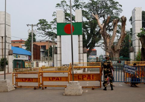 দেশহীন এই মানুষেরা কোথায় যাবে?