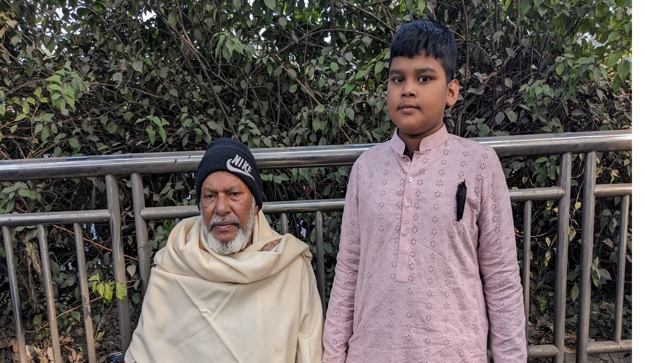 ‘লজ্জা কীসের, নাস্তা খাও–বলে মাথায় হাত বুলিয়ে দিয়েছেন খালেদা জিয়া’