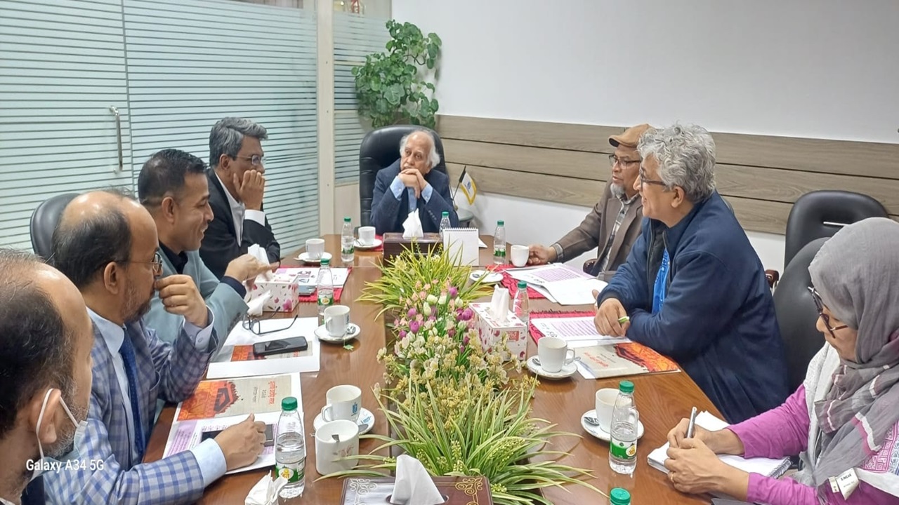 গণভোটে ‘হ্যাঁ’ জেতাতে শিক্ষা প্রতিষ্ঠানে প্রচার চালাবে সরকার