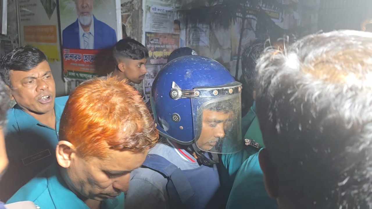 হাদির ওপর হামলা: মোটরসাইকেল নম্বর শনাক্তে ভুল, যেভাবে রিমান্ডে হান্নান