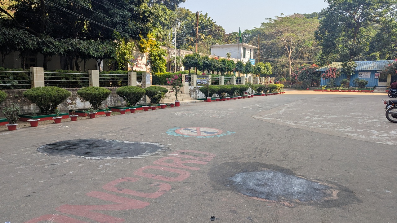 চবিতে মুছে দেওয়া হলো গোলাম আযমের ছবি