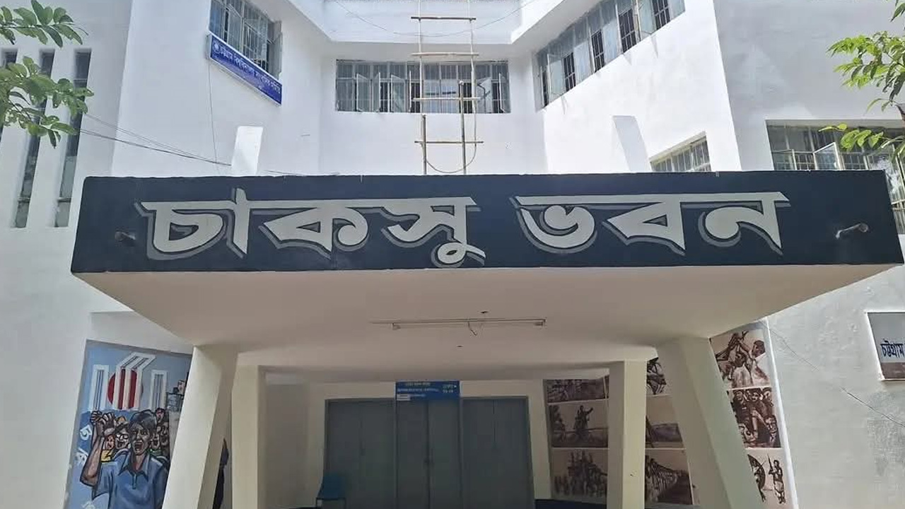 নির্বাচন হয়েছে দুই মাস, বসার জায়গা নেই নির্বাচিতদের!