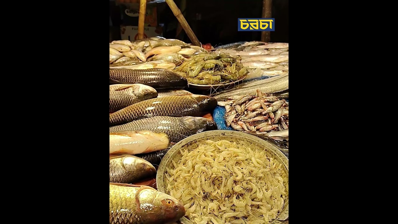 মতিঝিলে সন্ধ্যায় জমে সবজির বাজার