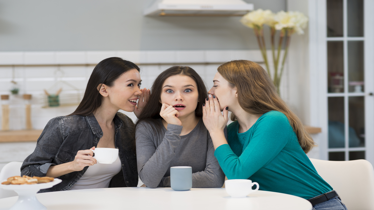 গসিপ কি আপনাকে স্মার্ট করে তোলে?