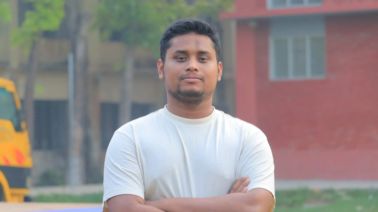 চাঁদাবাজির কবর রচনা করা হলো: হাসনাত