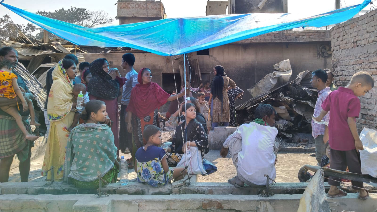 karail-slum-fire-chaarcha2