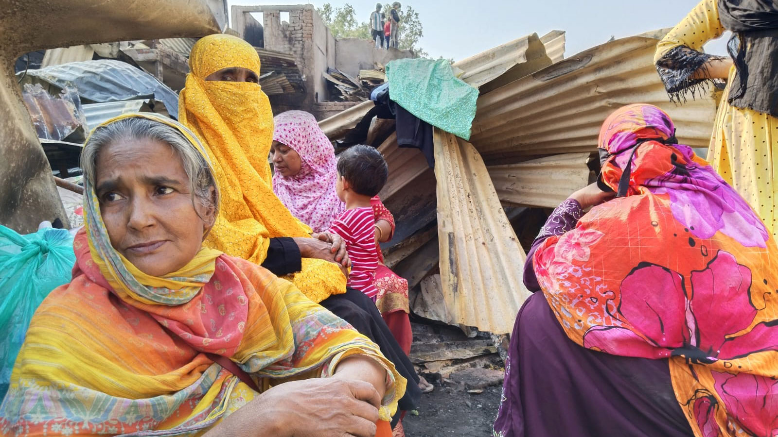 karail-slum-fire-chaarcha3