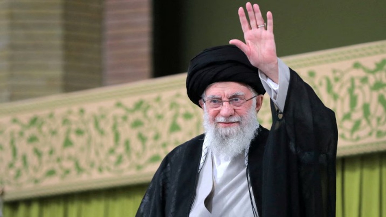 khameni 3