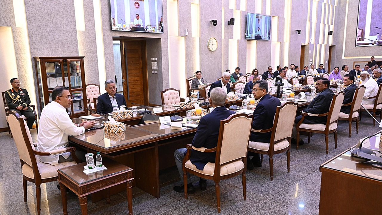বিএনপি সরকারের এক মাস ও সংস্কার নিয়ে জটিলতা