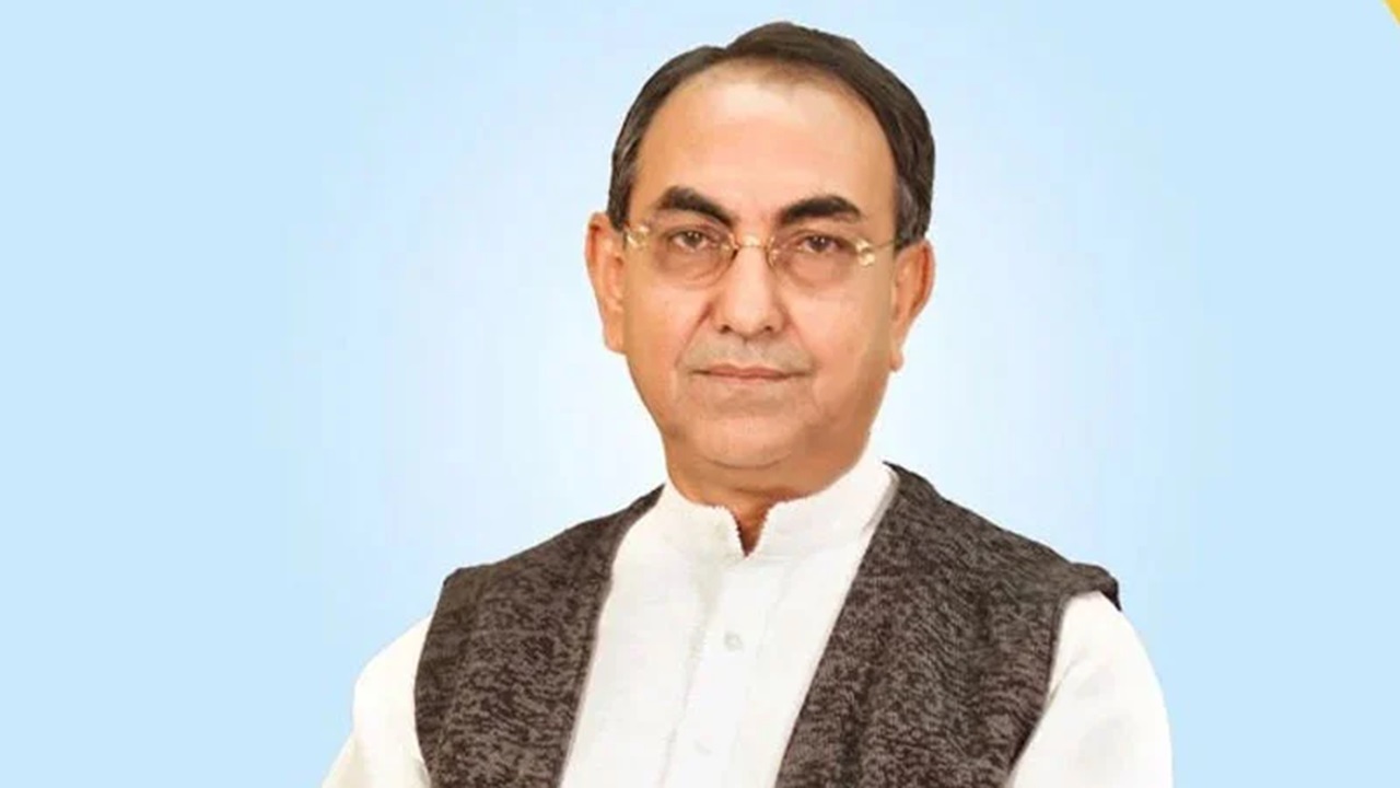সিঙ্গাপুরে নেওয়া হচ্ছে মির্জা আব্বাসকে