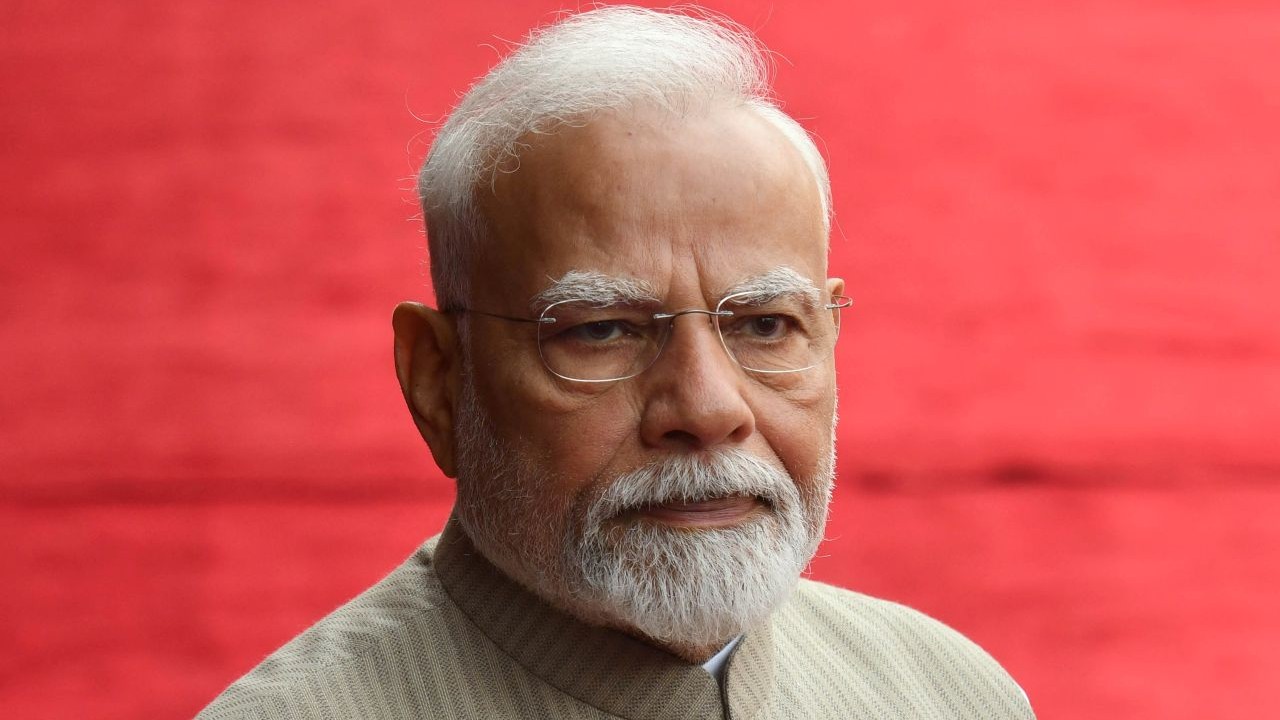 মোদির কৃচ্ছ্রসাধন বার্তা: ত্যাগের আহ্বান নাকি ব্যর্থ অর্থনীতির স্বীকারোক্তি?
