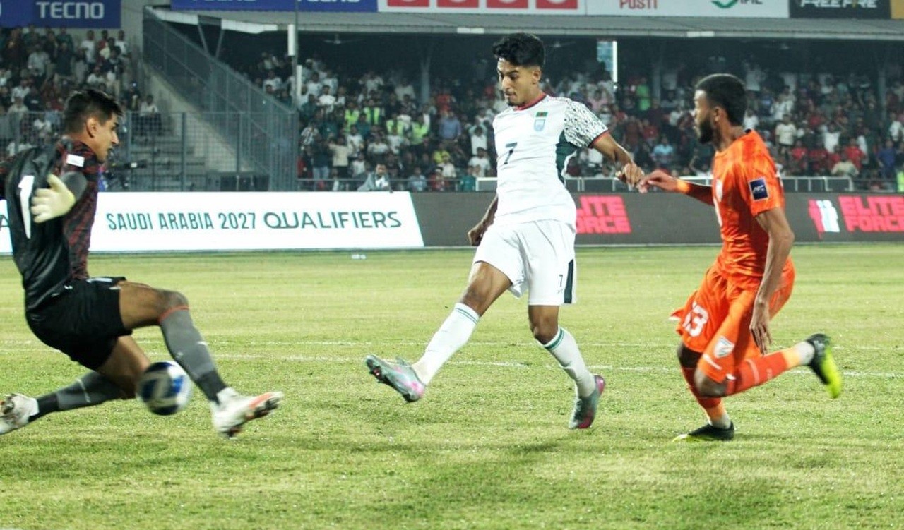 ভারতকে হারিয়ে ২২ বছর পর উৎসব বাংলাদেশের