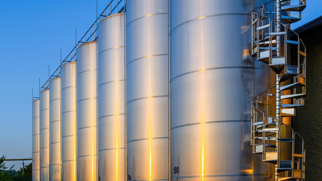 oill-tanker-from-freepik