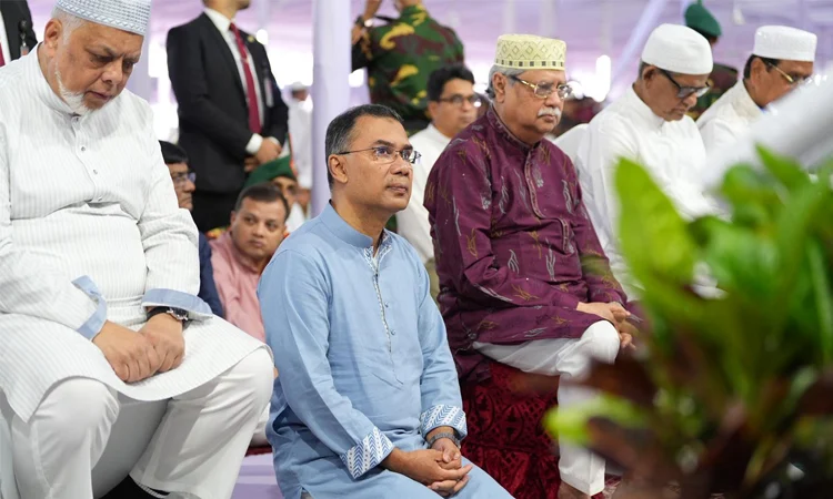 জাতীয় ঈদগাহে ঈদের প্রধান জামাত অনুষ্ঠিত, অংশ নিলেন রাষ্ট্রপতি-প্রধানমন্ত্রী