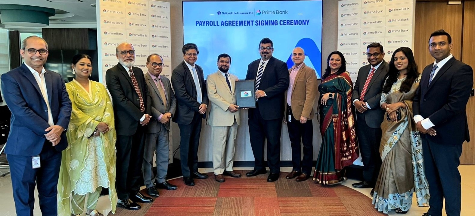 প্রাইম ব্যাংক ও ন্যাশনাল লাইফ ইনস্যুরেন্সের মধ্যে পে-রোল ব্যাংকিং চুক্তি স্বাক্ষর