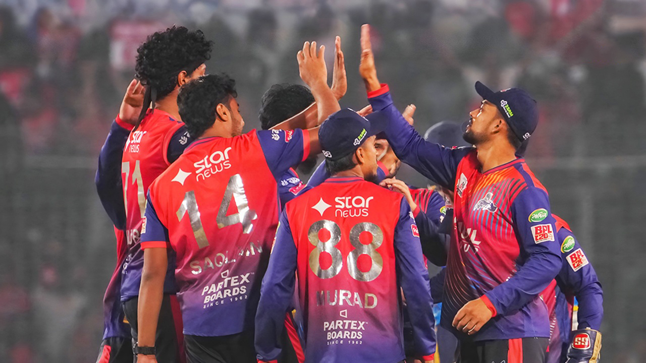 চট্টগ্রামকে হারিয়ে বিপিএলে চ্যাম্পিয়ন রাজশাহী