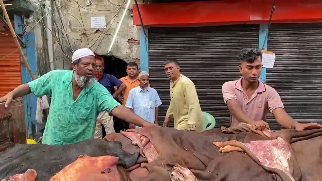 চামড়া শিল্প: মৌসুমি দাওয়াই দিয়ে বাংলাদেশ হারাচ্ছে বিলিয়ন ডলারের বাজার
