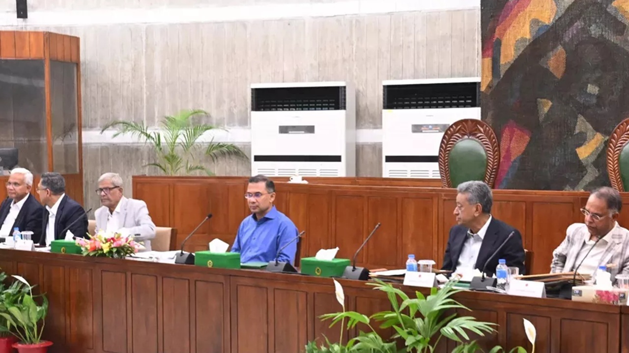 জ্বালানি সংকট মোকাবিলায় যেসব পদক্ষেপ নিল সরকার