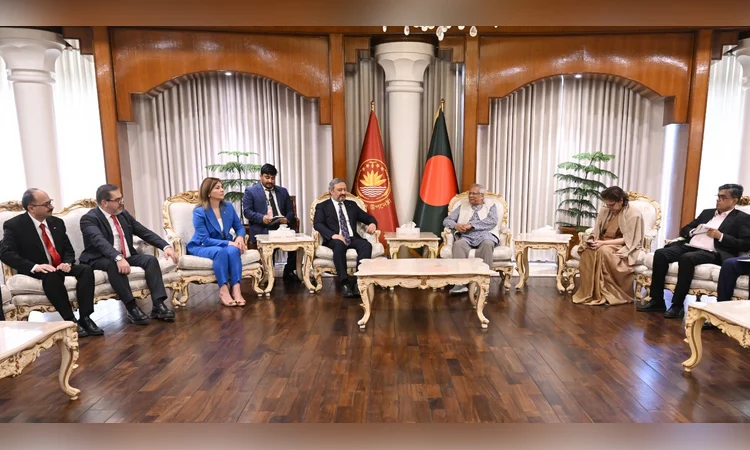 প্রধান উপদেষ্টার সঙ্গে তুরস্কের নির্বাচনী পর্যবেক্ষক দলের সৌজন্য সাক্ষাৎ